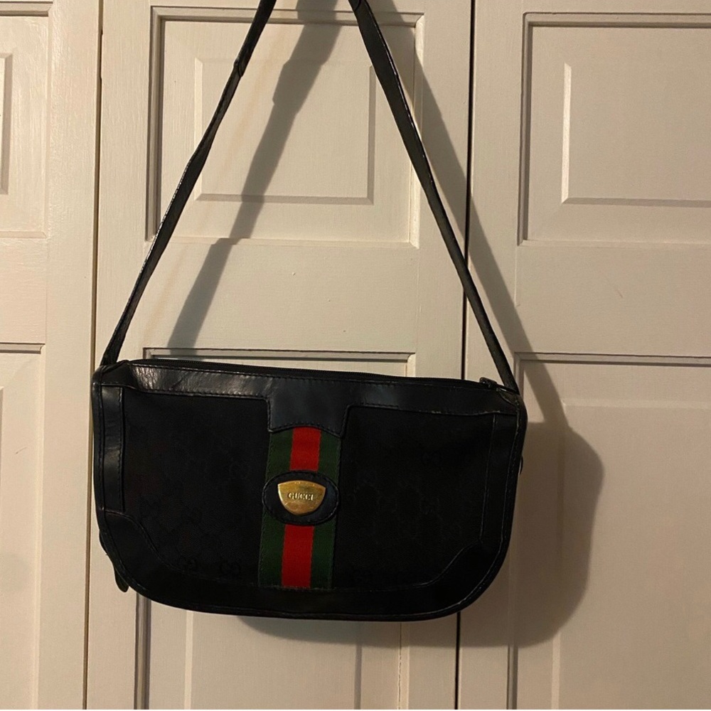 GUCCI BLACK SHERRY WEB LINE SHOULDER BAG